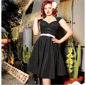 Pinup Girl Clothing Couture Heidi dress in Black and White pindot size small